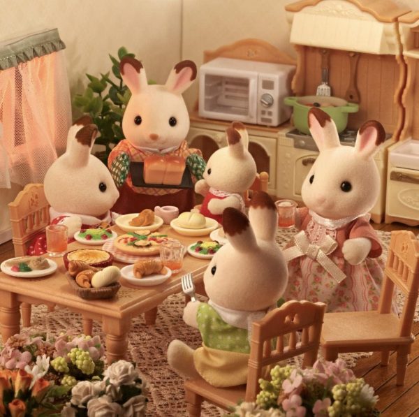 Sylvanian Families - Familia Conejo Chocolate - Imagen 3